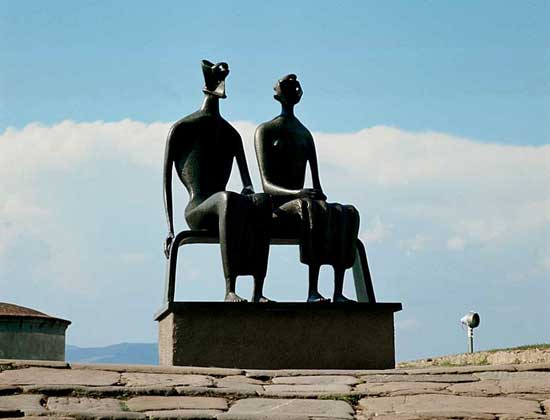 ГЕНРИ МУР. КОРОЛЬ И КОРОЛЕВА 