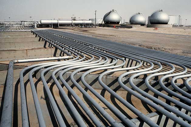НЕФТЕПЕРЕРАБАТЫВАЮЩИЙ ЗАВОД В САУДОВСКОЙ АРАВИИ