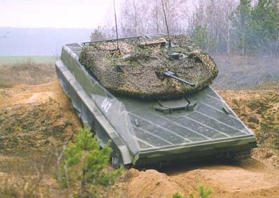         Высокоманевренная скоростная гусеничная боевая <a href=