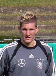 Изображение:Schweinsteiger-cropped.jpg
