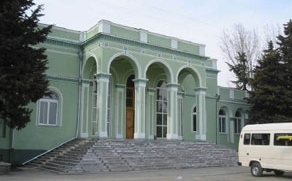 Image:TskhinvalStation.jpg
