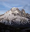 MassifduMont-Blanc AigVerte lesDrus depuis AigRouges Juillet2004.jpeg
