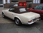Mercedes-Benz 230SL automatic 2.jpg