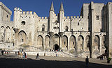 Avignon papstalast.JPG