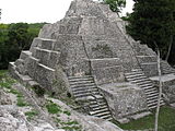 YaxhaNorthAcropolis.jpg