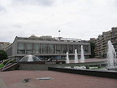 Fontain DK Zeleznodoroznikov.JPG