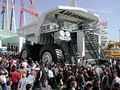 Карьерный самосвал Liebherr