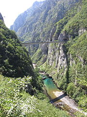 Piva.River-bridge.JPG