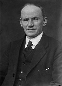 Alfred Fowler.jpg
