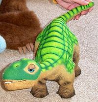 Робот динозавр Pleo