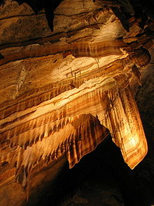 Gunns caves flowstone.JPG