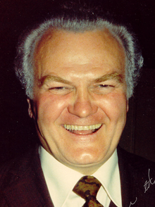 Jon Vickers headshot.png