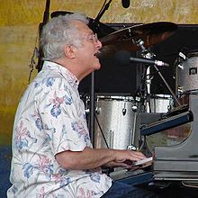 RandyNewman nojhf May12008.jpg