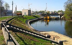 Устье Чёрной речки. На дальнем плане Головинский мост и за ним Большая Невка