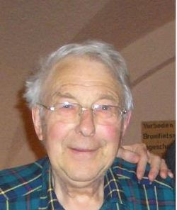 Manfred Roeder.JPG