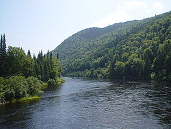 Riviere Jacques-Cartier 01.jpg