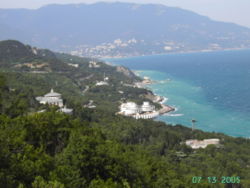 Valta view from Tsar's Path.JPG