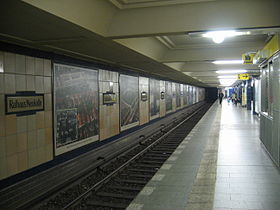 Rathneukoelln-ubahn.jpg