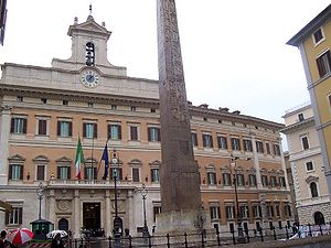 129PalazzoMontecitorio.JPG