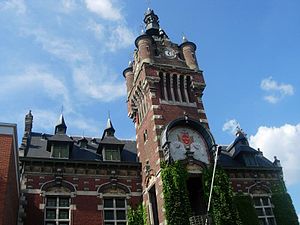 Beffroi de Loos (3).JPG