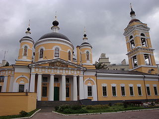 Вид на Троицкий собор с севера